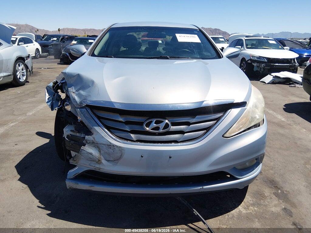 5NPEC4ACXBH135389 2011 HYUNDAI SONATA photo no. 12