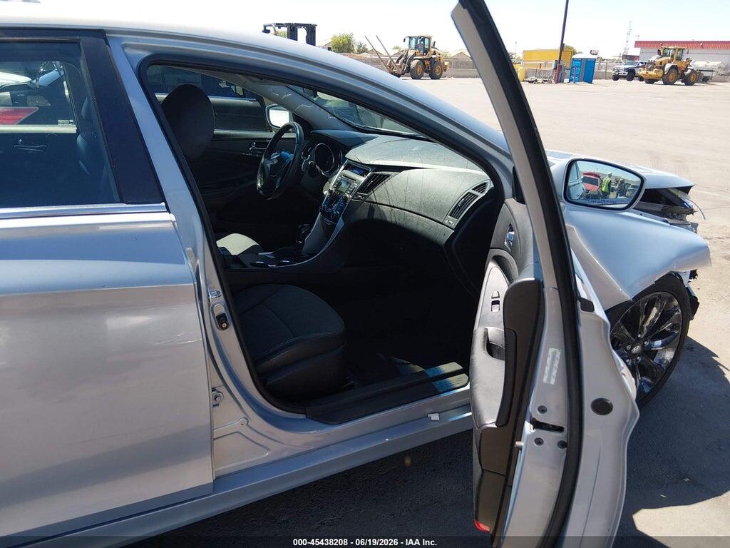 5NPEC4ACXBH135389 2011 HYUNDAI SONATA photo no. 5
