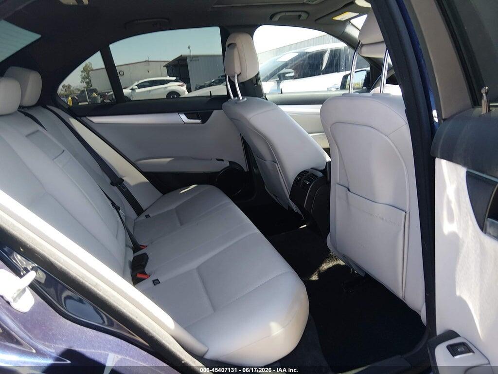 WDDGF4HB2DF979930 2013 MERCEDES-BENZ C 250 photo no. 8