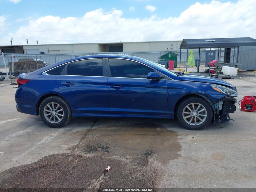 5NPE24AF8KH772066 2019 HYUNDAI SONATA photo no. 12