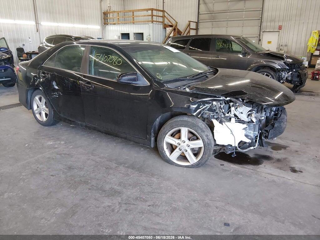 4T1BF1FK2EU763302 2014 TOYOTA CAMRY photo no. 1