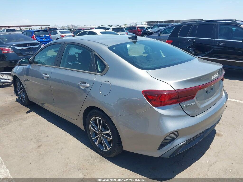 3KPF24AD5NE482508 2022 KIA FORTE photo no. 3