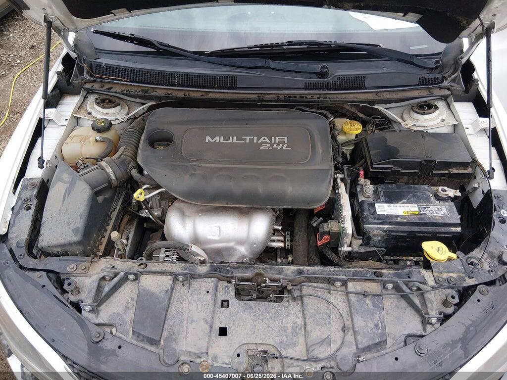 1C3CCCAB5FN607369 2015 CHRYSLER 200 photo no. 10