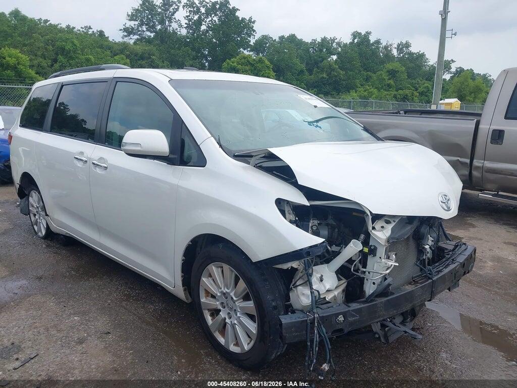 5TDYK3DC8FS654768 2015 TOYOTA SIENNA photo no. 1