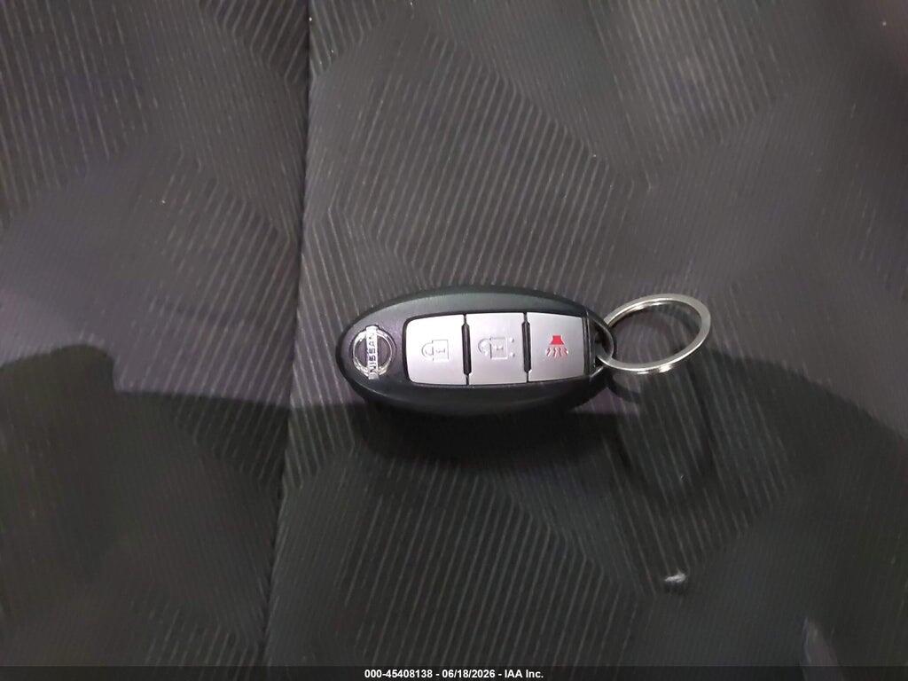 KNMAT2MVXGP713695 2016 NISSAN ROGUE photo no. 11