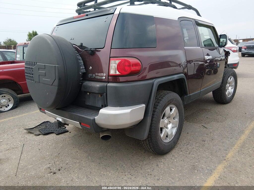 JTEBU11F070008885 2007 TOYOTA FJ CRUISER photo no. 4