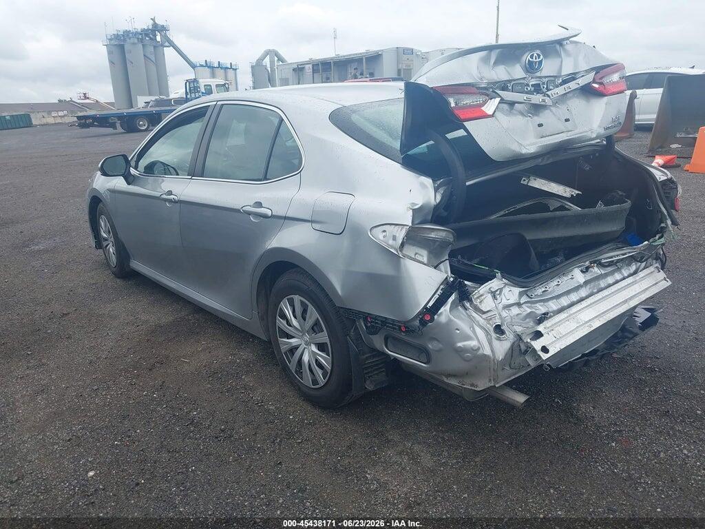 4T1C31AK8NU598893 2022 TOYOTA CAMRY photo no. 3