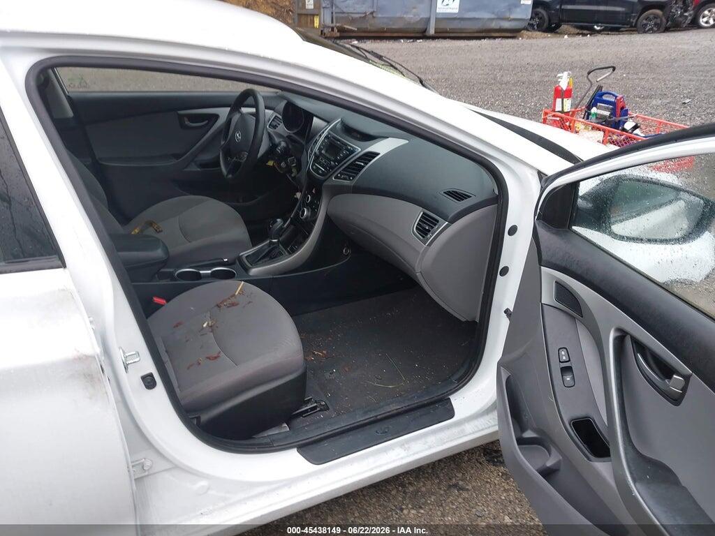 5NPDH4AE7GH756482 2016 HYUNDAI ELANTRA photo no. 5