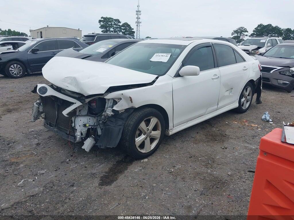 4T1BF3EK2BU675178 2011 TOYOTA CAMRY photo no. 2
