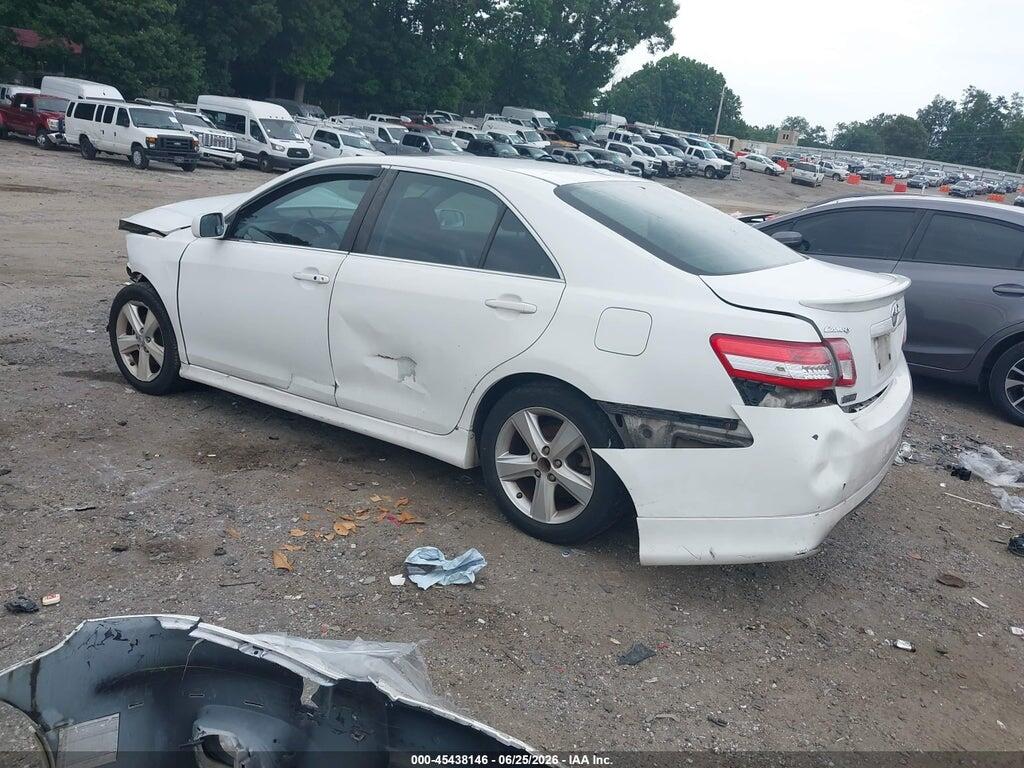 4T1BF3EK2BU675178 2011 TOYOTA CAMRY photo no. 3