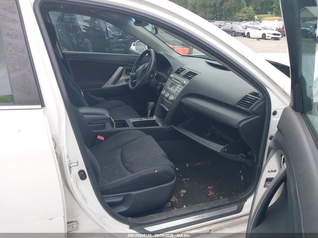 4T1BF3EK2BU675178 2011 TOYOTA CAMRY photo no. 5