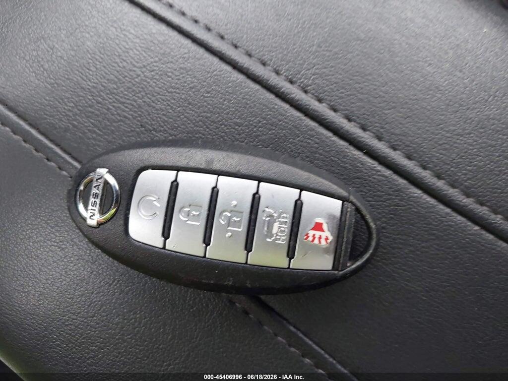 KNMAT2MVXJP599267 2018 NISSAN ROGUE photo no. 11