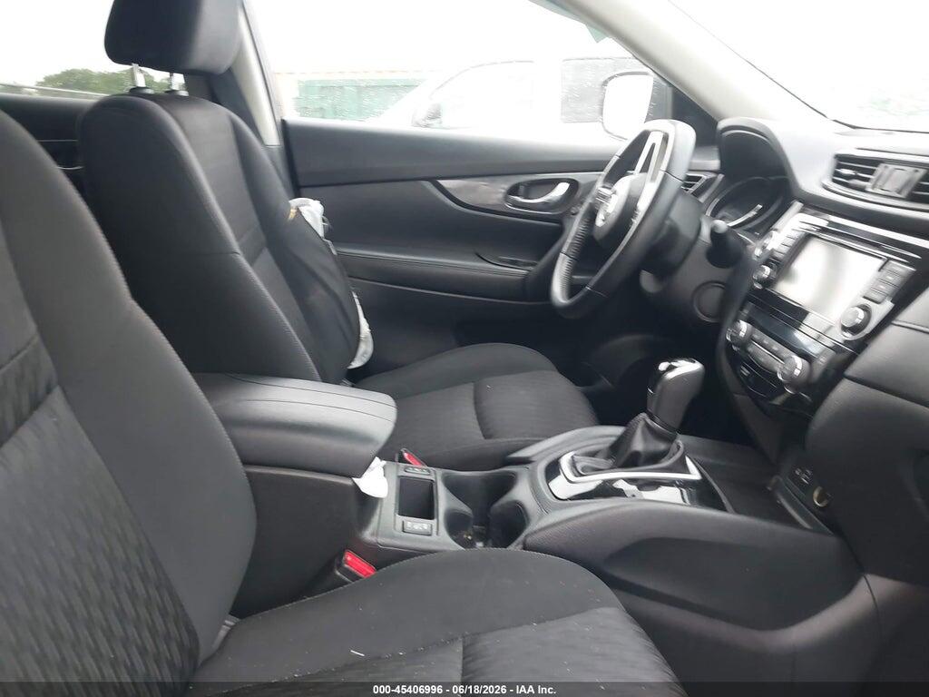 KNMAT2MVXJP599267 2018 NISSAN ROGUE photo no. 5