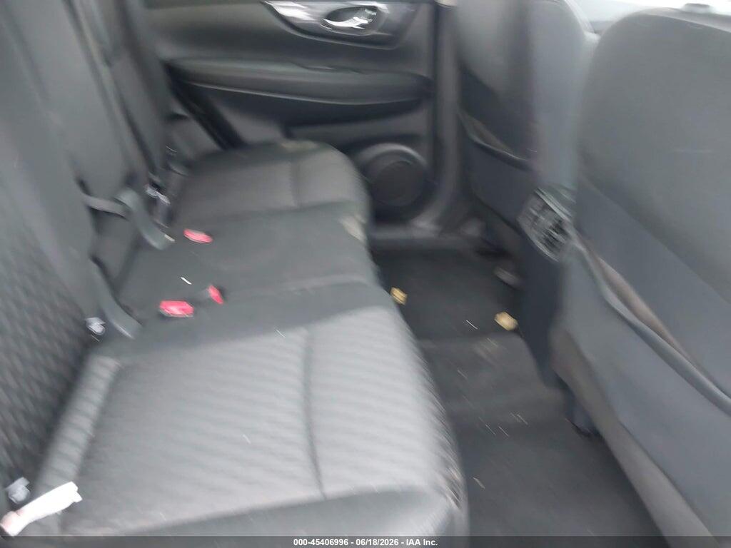 KNMAT2MVXJP599267 2018 NISSAN ROGUE photo no. 8