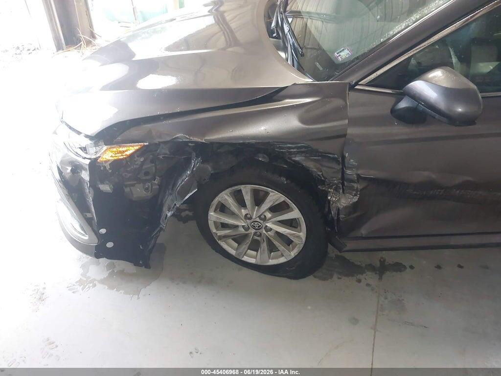 4T1C11BK7NU058956 2022 TOYOTA CAMRY photo no. 6
