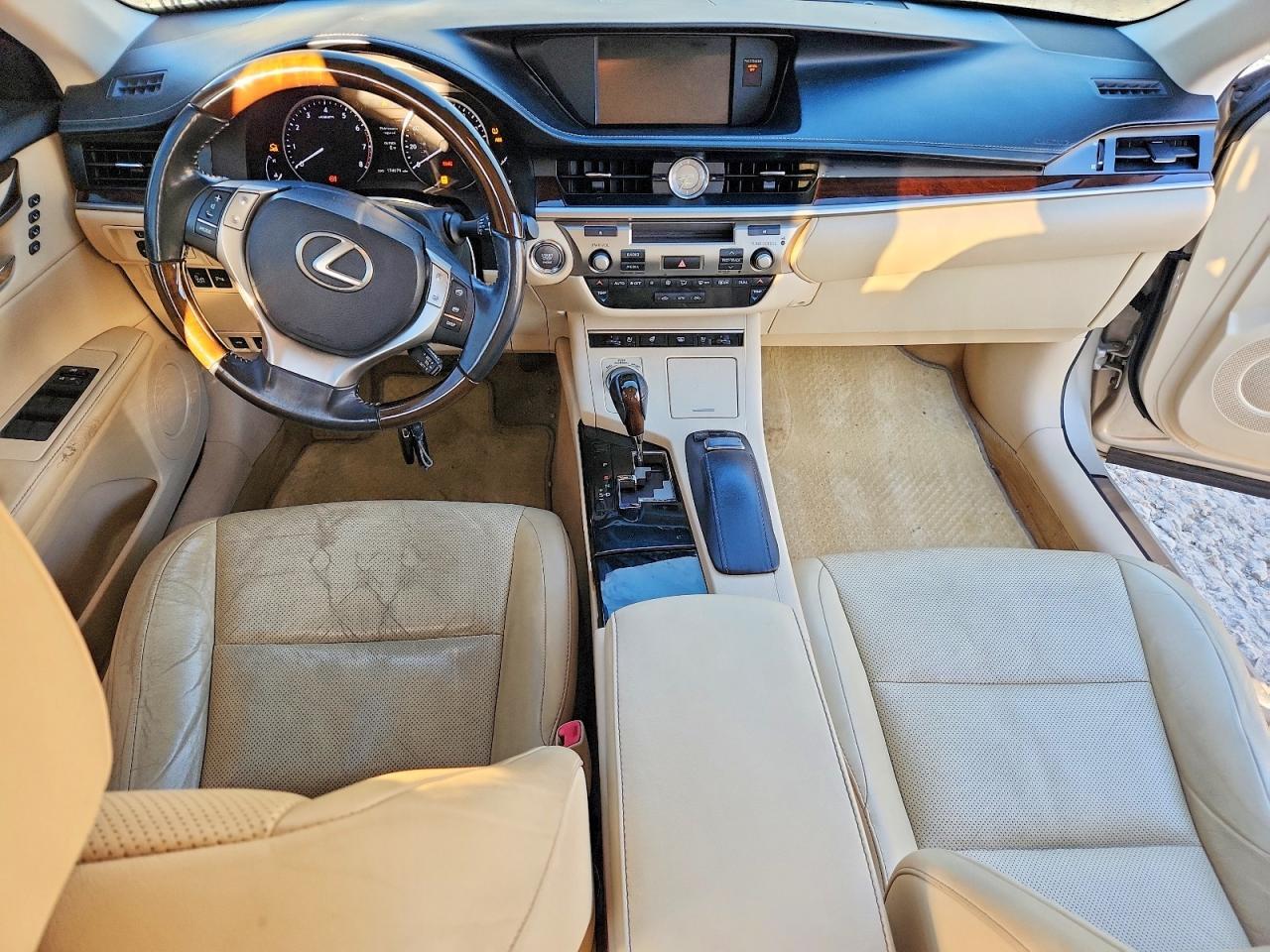 2014 LEXUS ES 350 — Фото 8 из 12