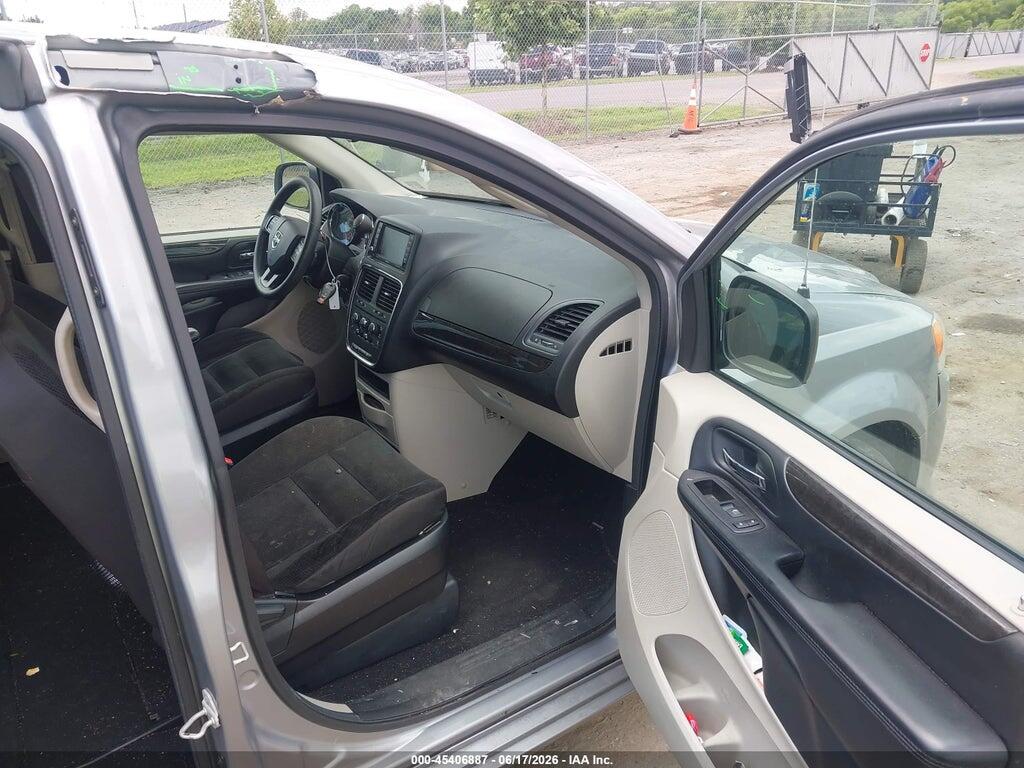 2C4RDGBG1KR787807 2019 DODGE GRAND CARAVAN photo no. 5