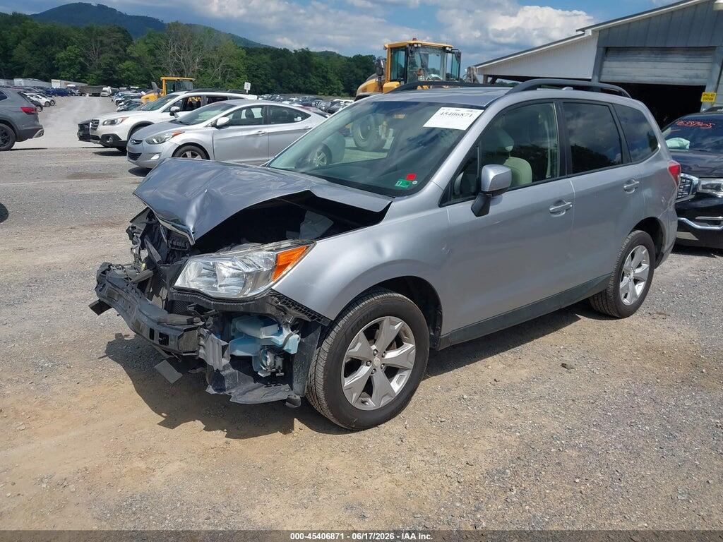 JF2SJADC2GH476215 2016 SUBARU FORESTER photo no. 2