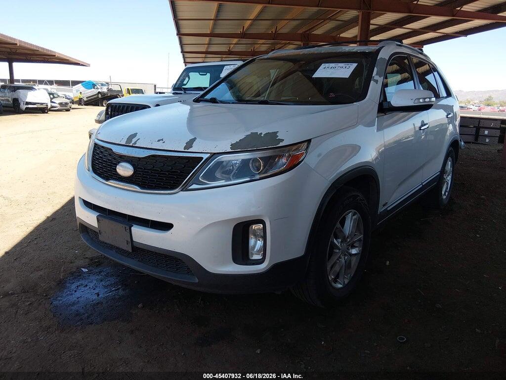 5XYKTCA60FG586593 2015 KIA SORENTO photo no. 2