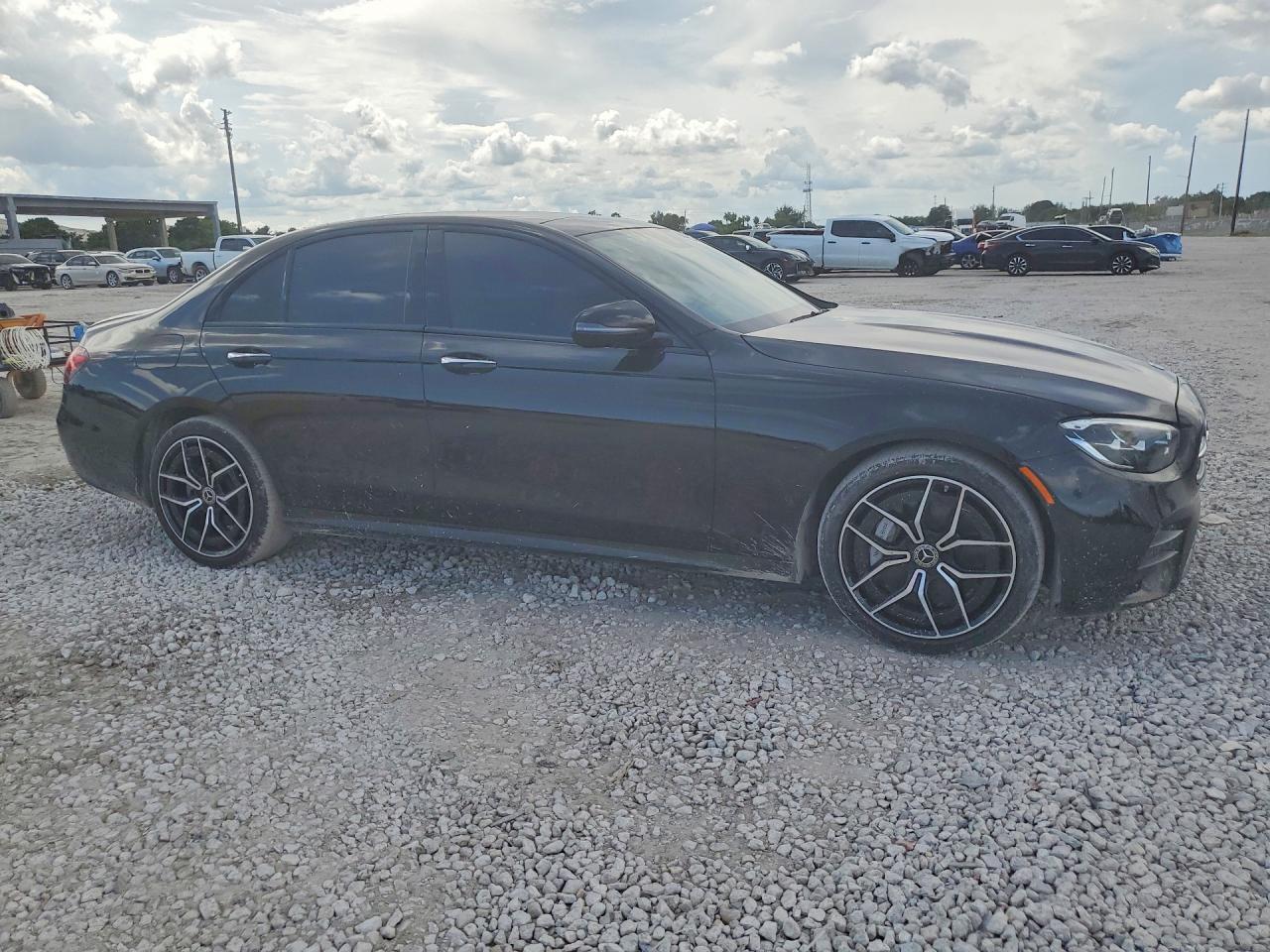 2023 MERCEDES-BENZ E 350 4MATIC — Фото 4 из 12