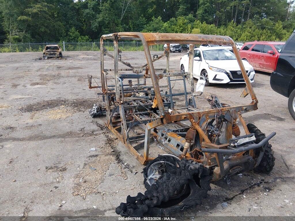 3JBUCAP45KK001456 2019 CAN-AM DEFENDER MAX photo no. 1