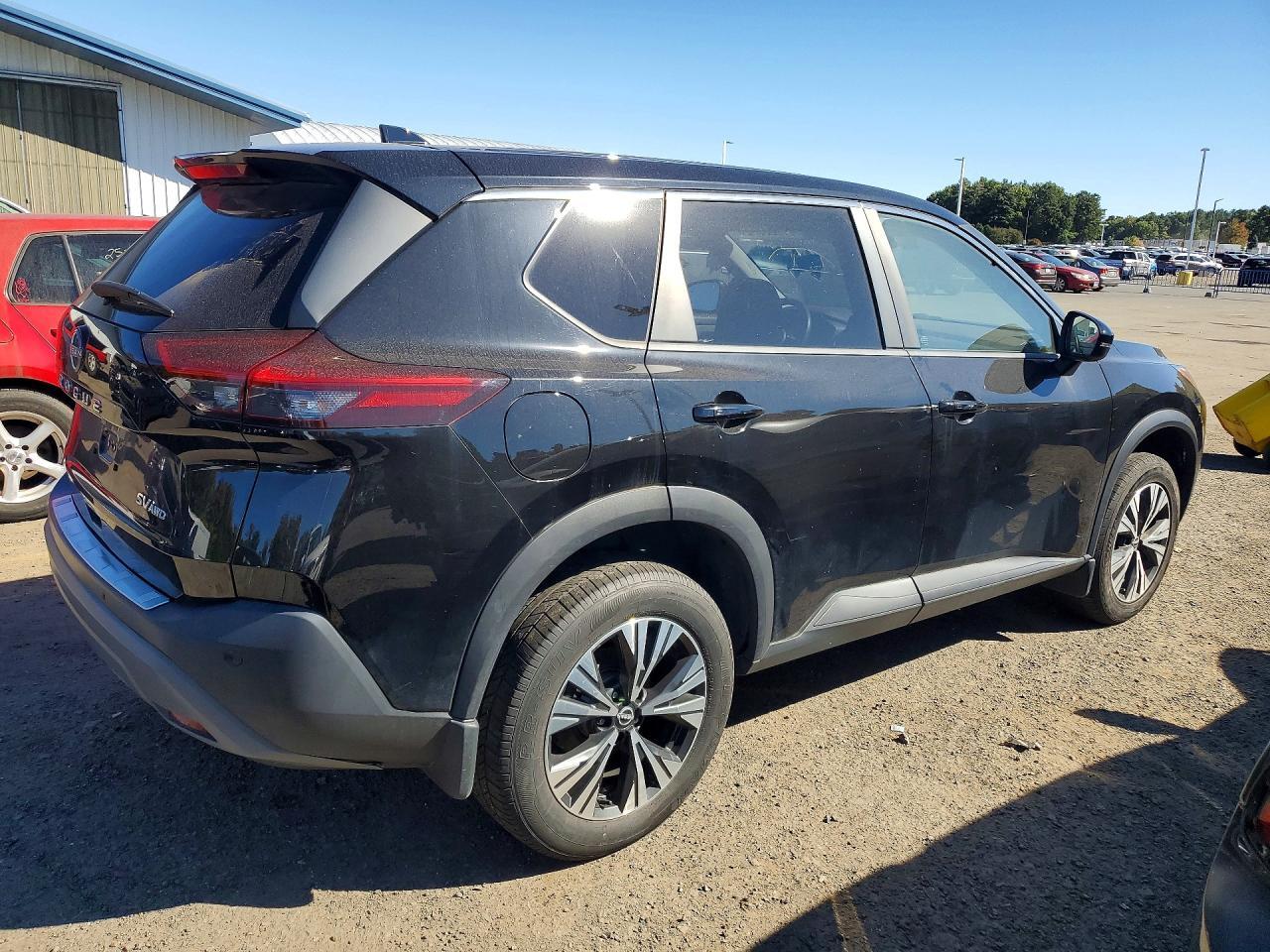 2023 NISSAN ROGUE SV — Фото 3 из 13
