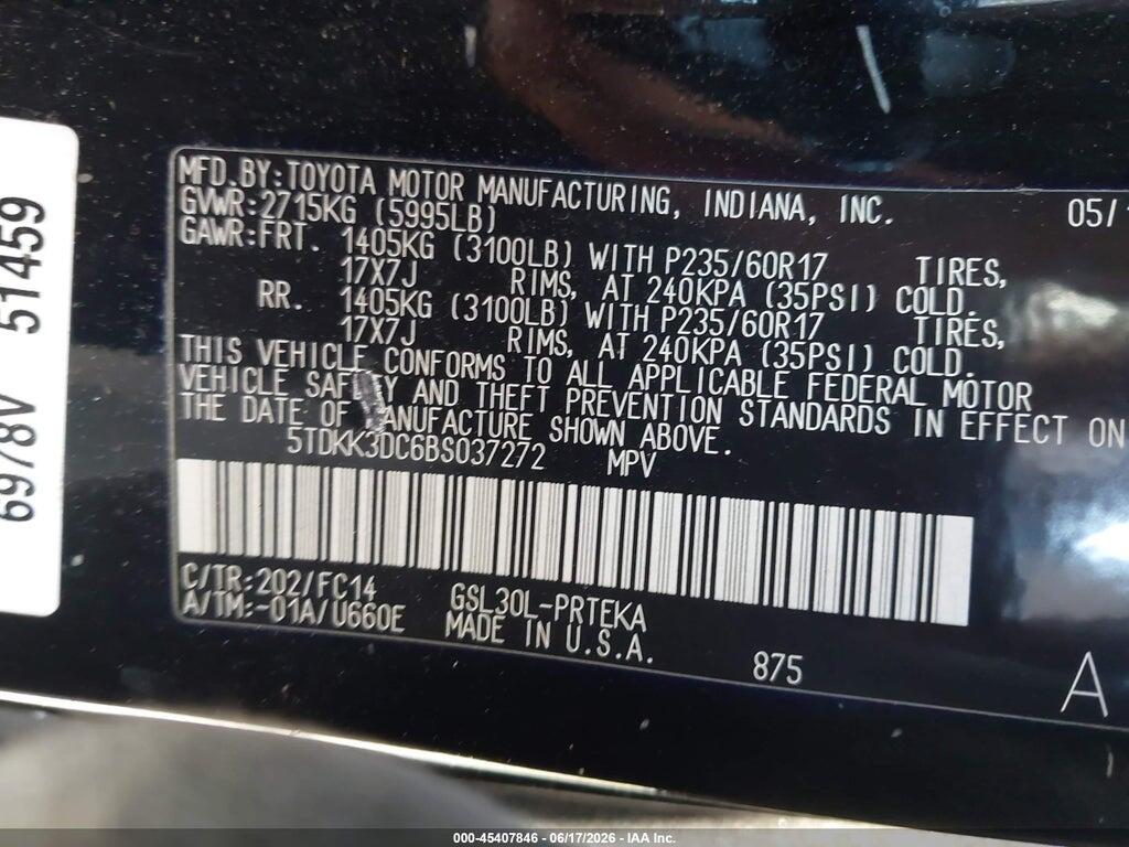 5TDKK3DC6BS037272 2011 TOYOTA SIENNA photo no. 9