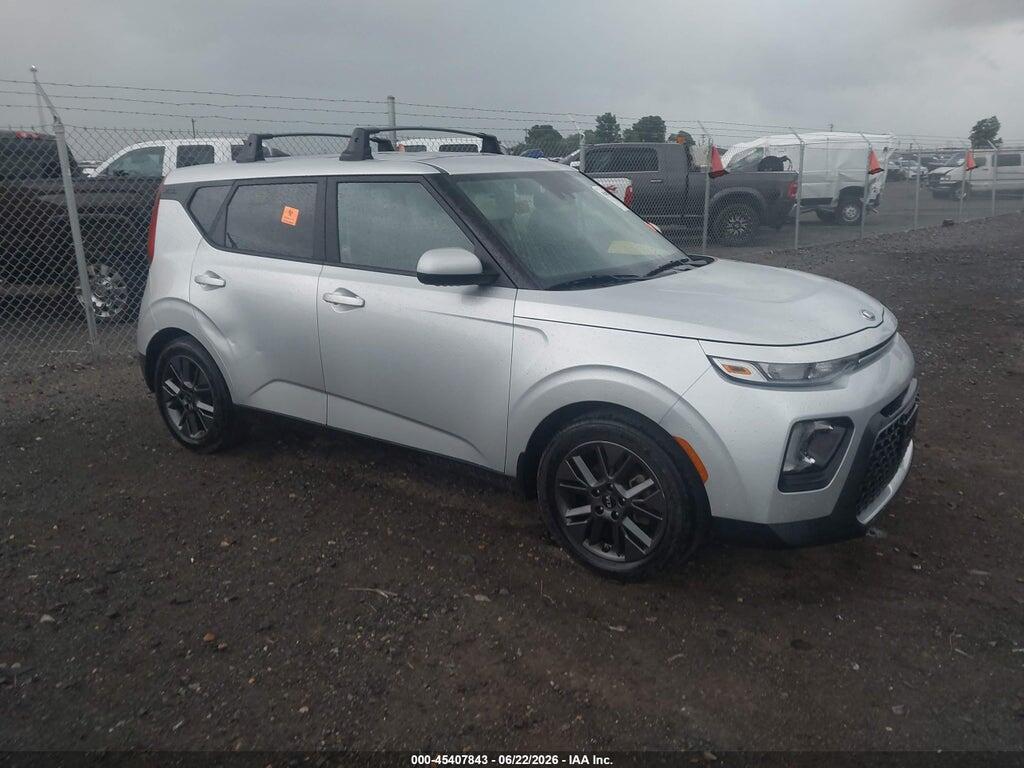 KNDJ23AU3M7796466 2021 KIA SOUL photo no. 1