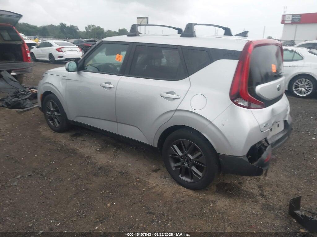 KNDJ23AU3M7796466 2021 KIA SOUL photo no. 3