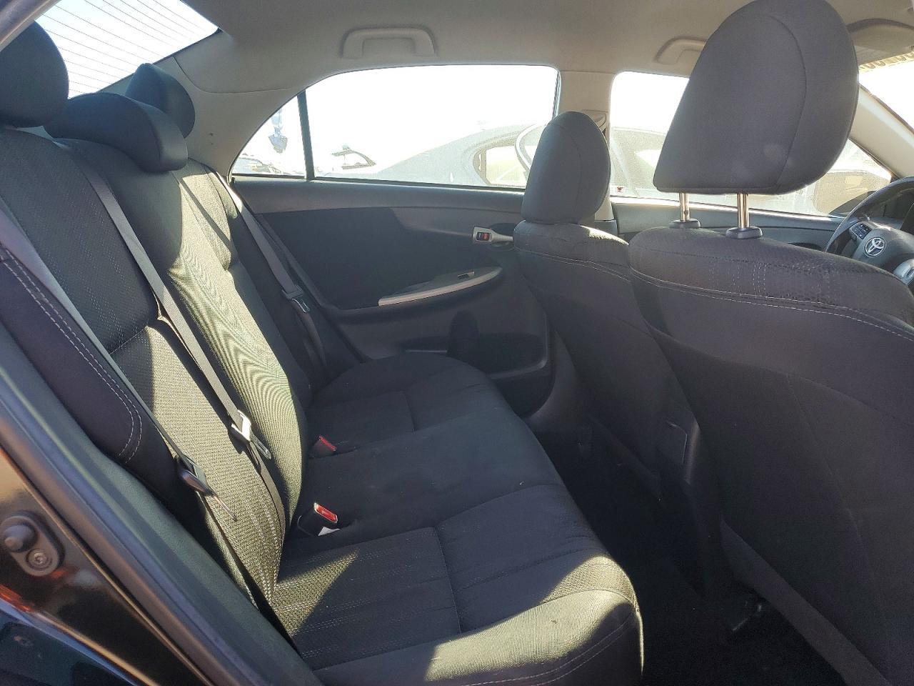 2013 TOYOTA COROLLA S — Фото 10 из 12