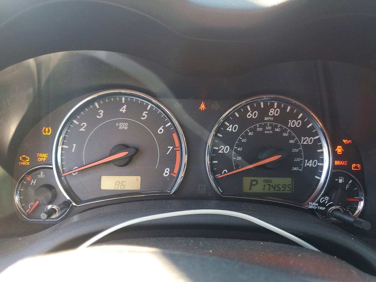 2013 TOYOTA COROLLA S — Фото 9 из 12