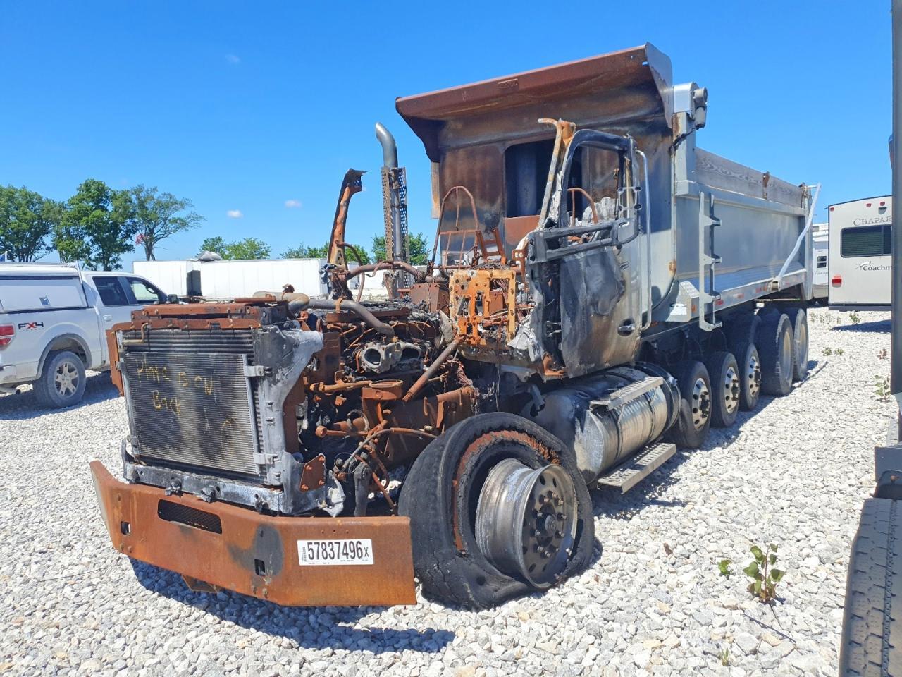 2019 KENWORTH T880 DUMP TRUCK — Фото 2 из 10