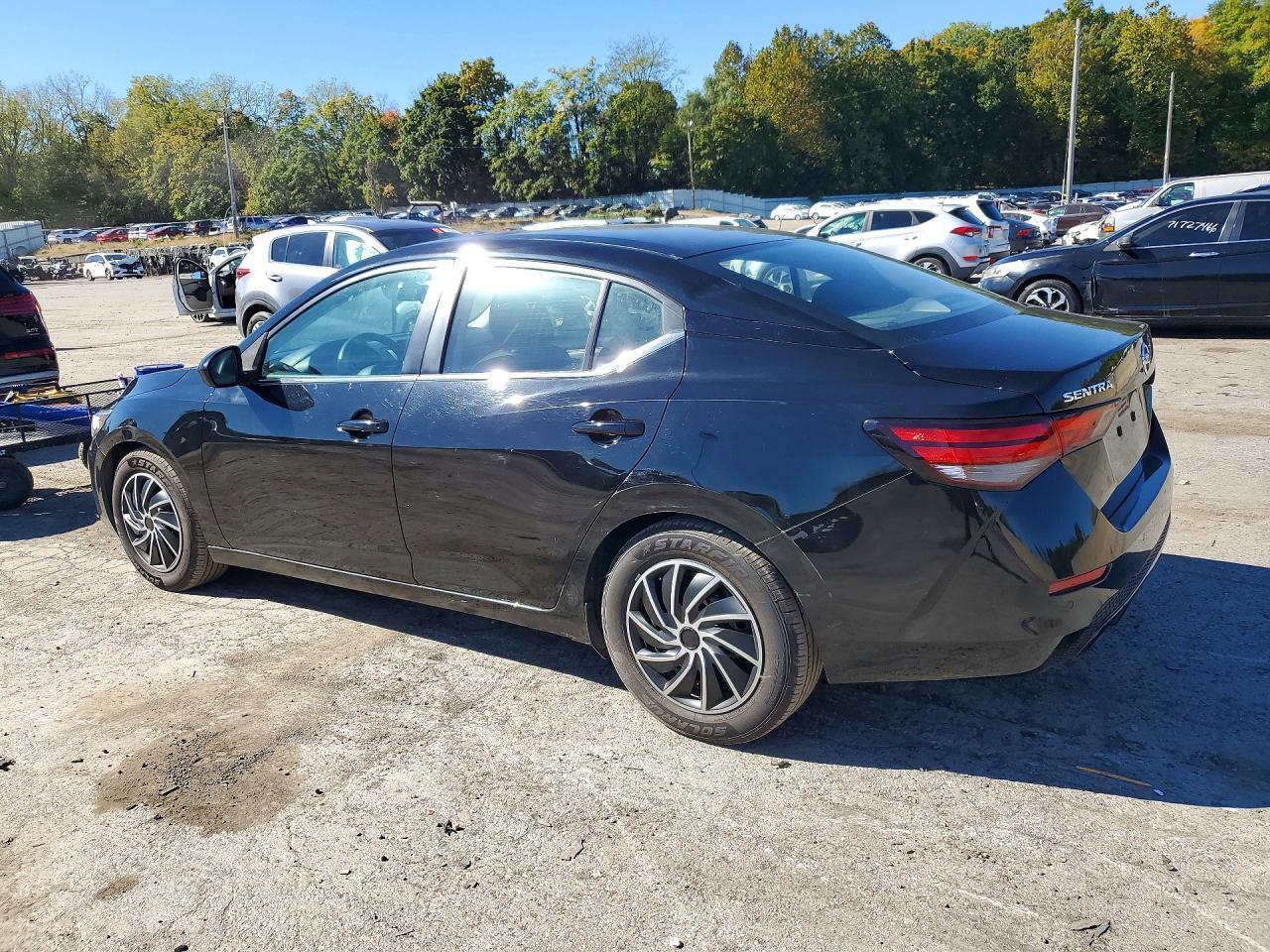 2023 NISSAN SENTRA S — Фото 2 из 12