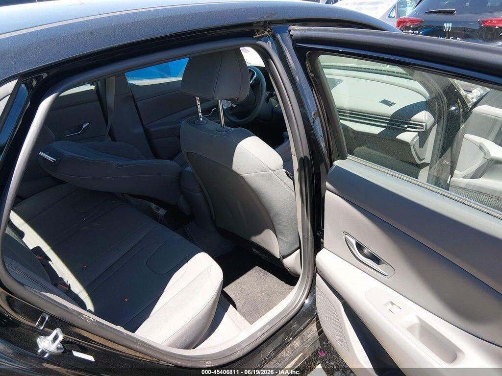 KMHLM4AG1PU545529 2023 HYUNDAI ELANTRA photo no. 8