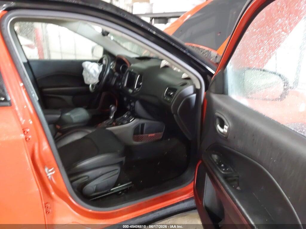 3C4NJDDB1HT624507 2017 JEEP NEW COMPASS photo no. 5