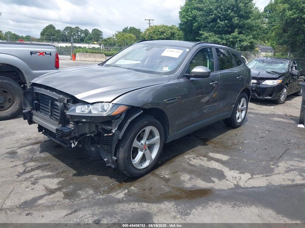SADCJ2BN0HA093191 2017 JAGUAR F-PACE photo no. 2