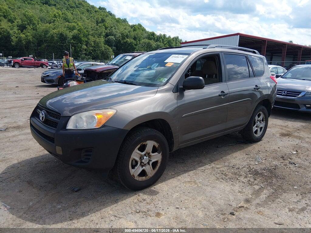 2T3BF4DV3AW073445 2010 TOYOTA RAV4 photo no. 2