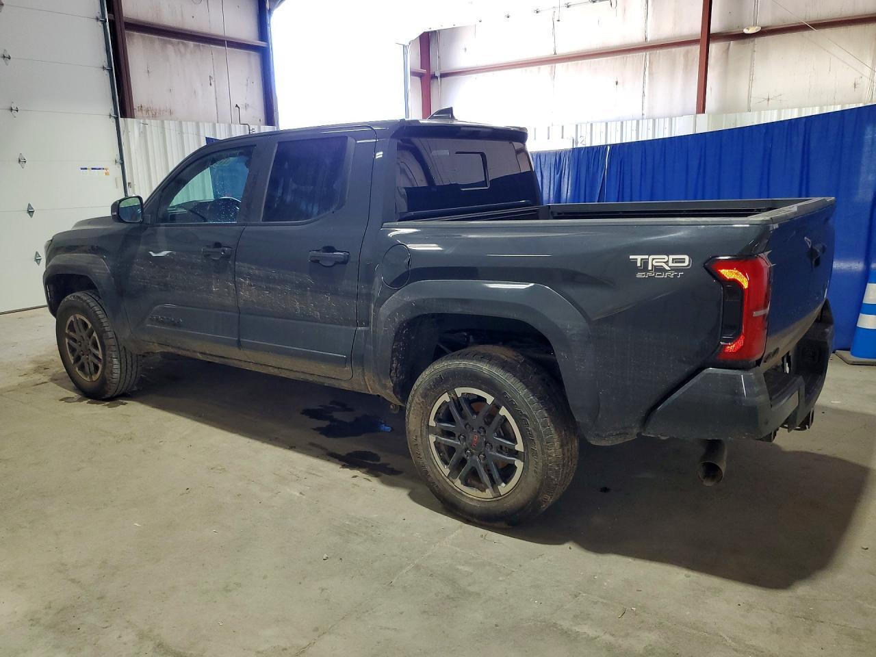 2024 TOYOTA TACOMA TRD SPORT — Фото 2 из 12