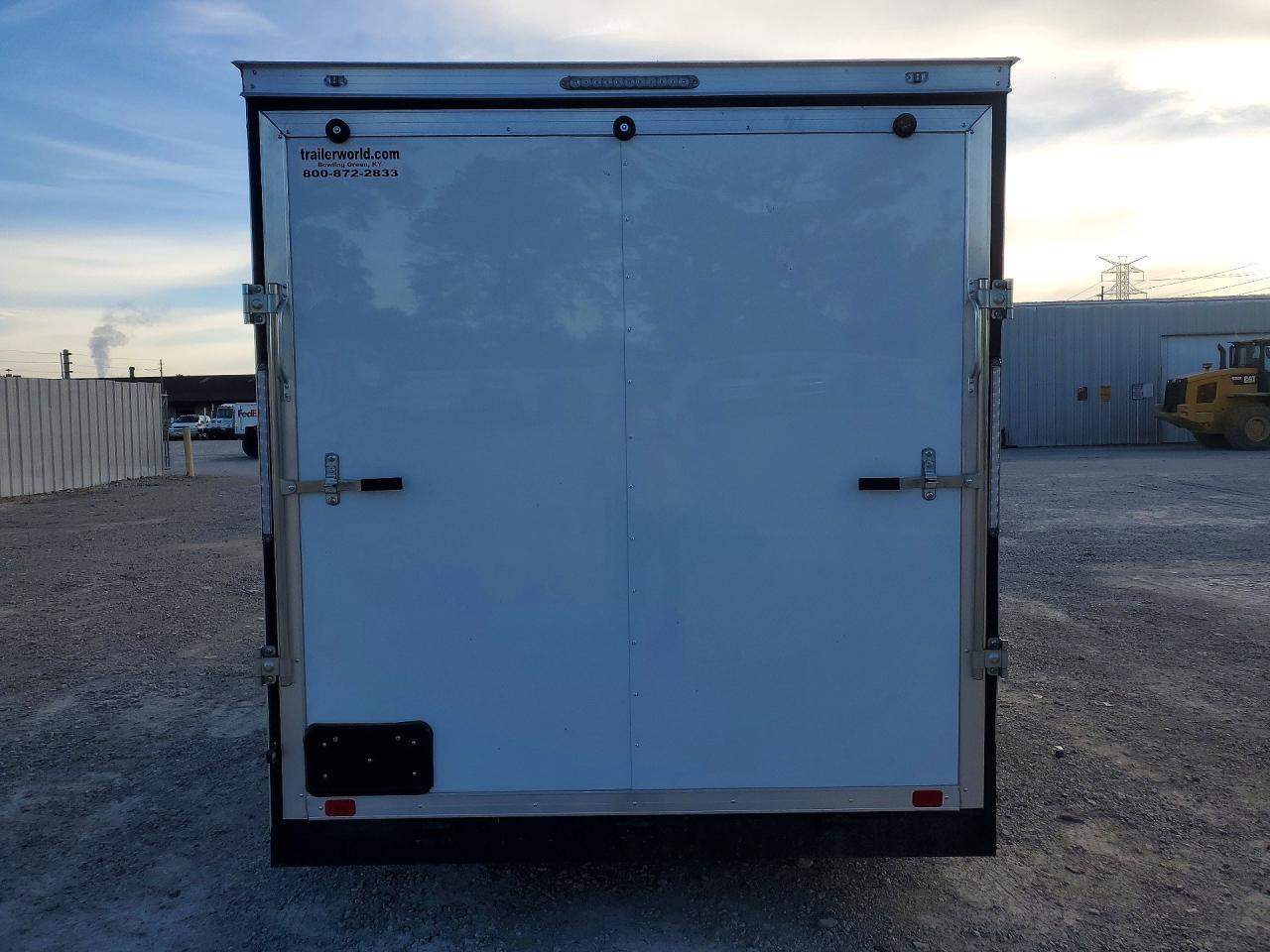2026 COVERED WAGON ENCLOSED CARGO TRAILER — Фото 6 из 10
