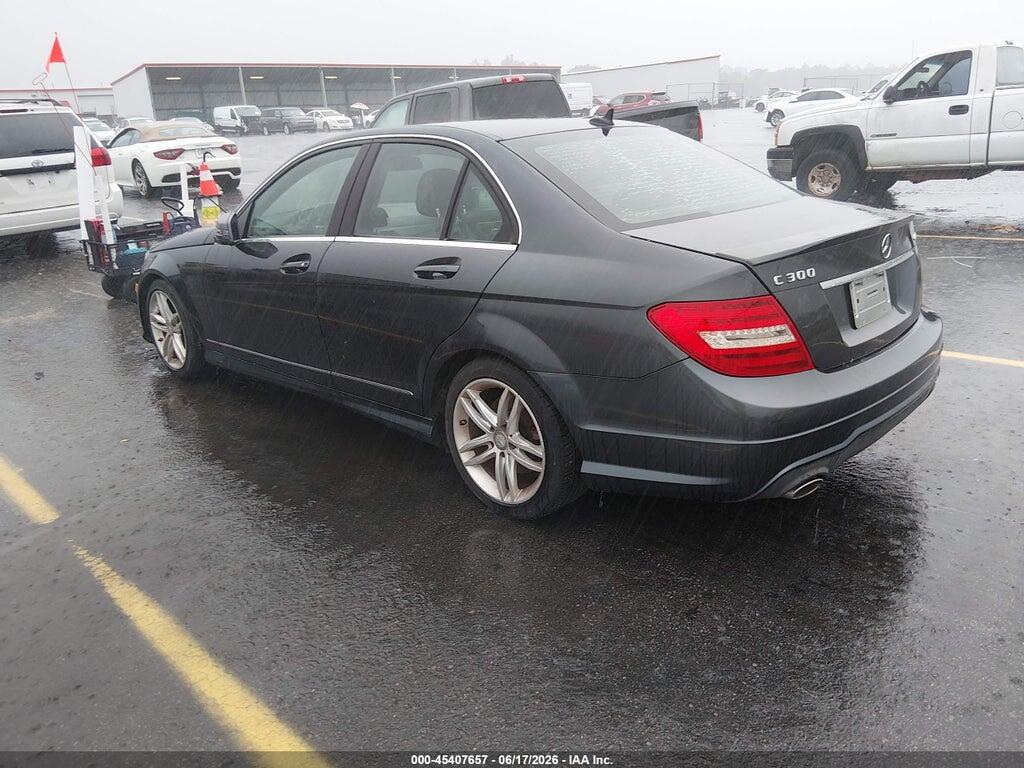 WDDGF8AB3DR264316 2013 MERCEDES-BENZ C 300 photo no. 3