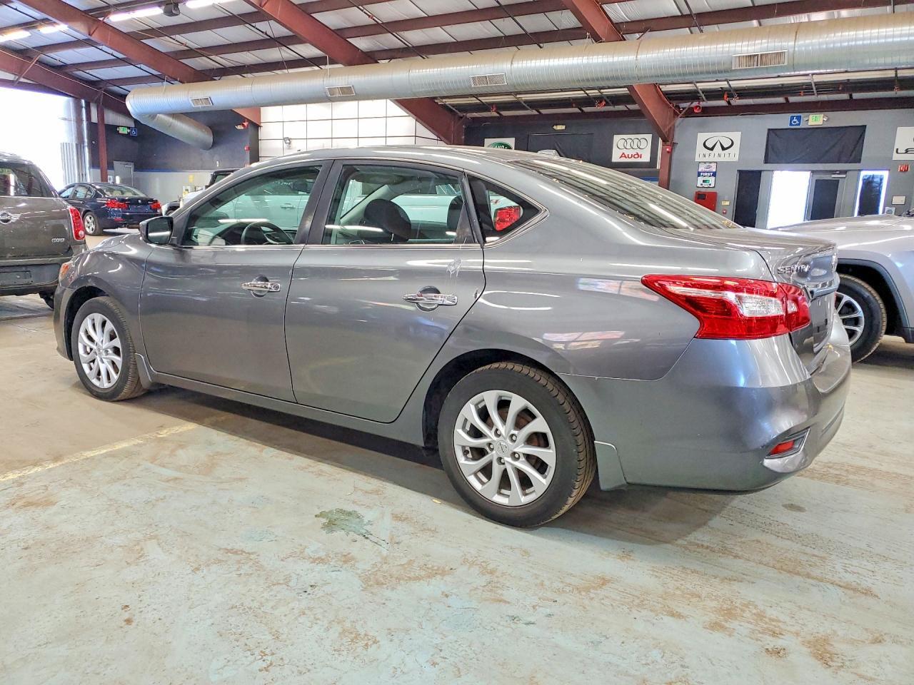 2019 NISSAN SENTRA SV — Фото 2 из 12