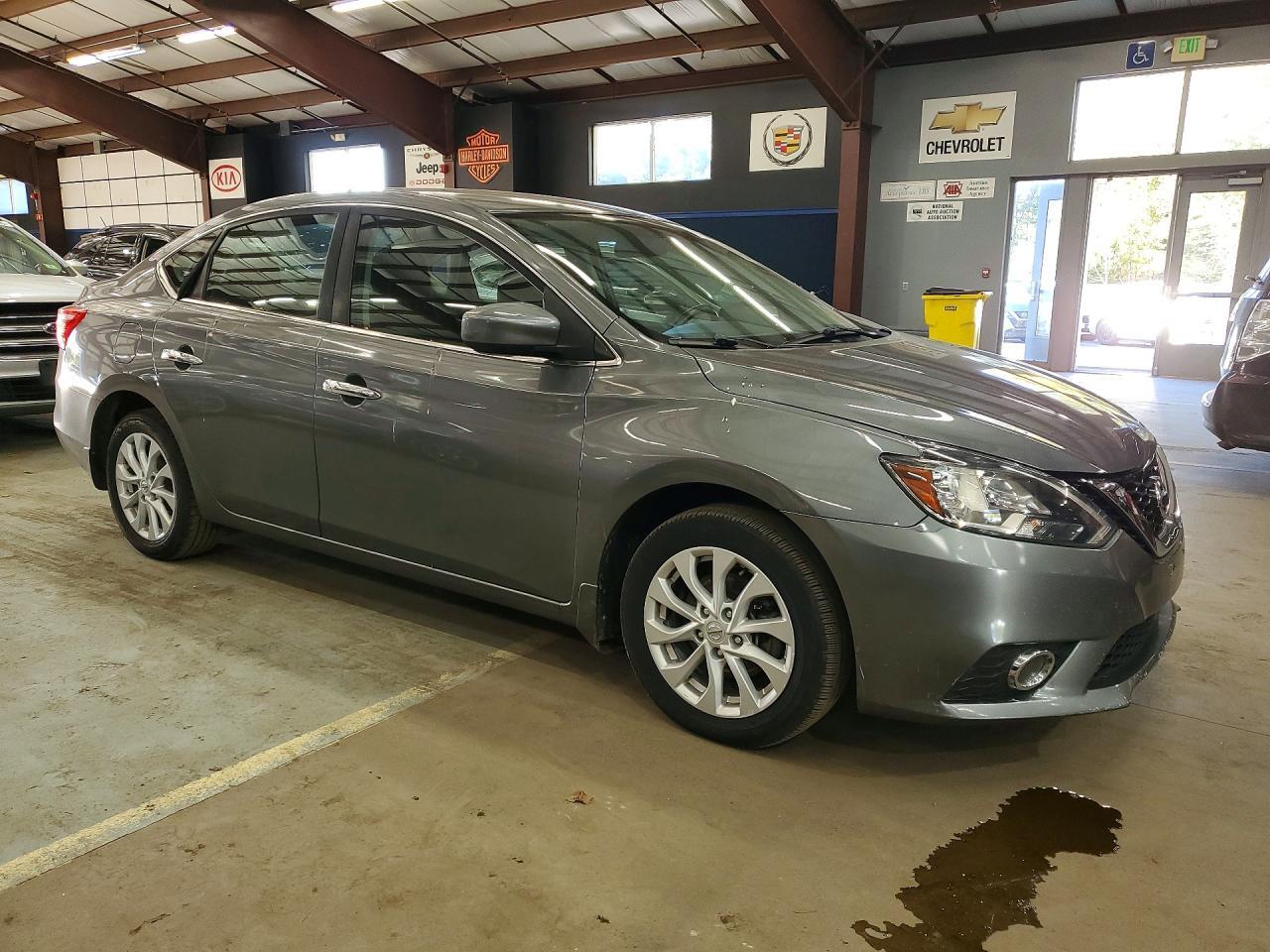 2019 NISSAN SENTRA SV — Фото 4 из 12