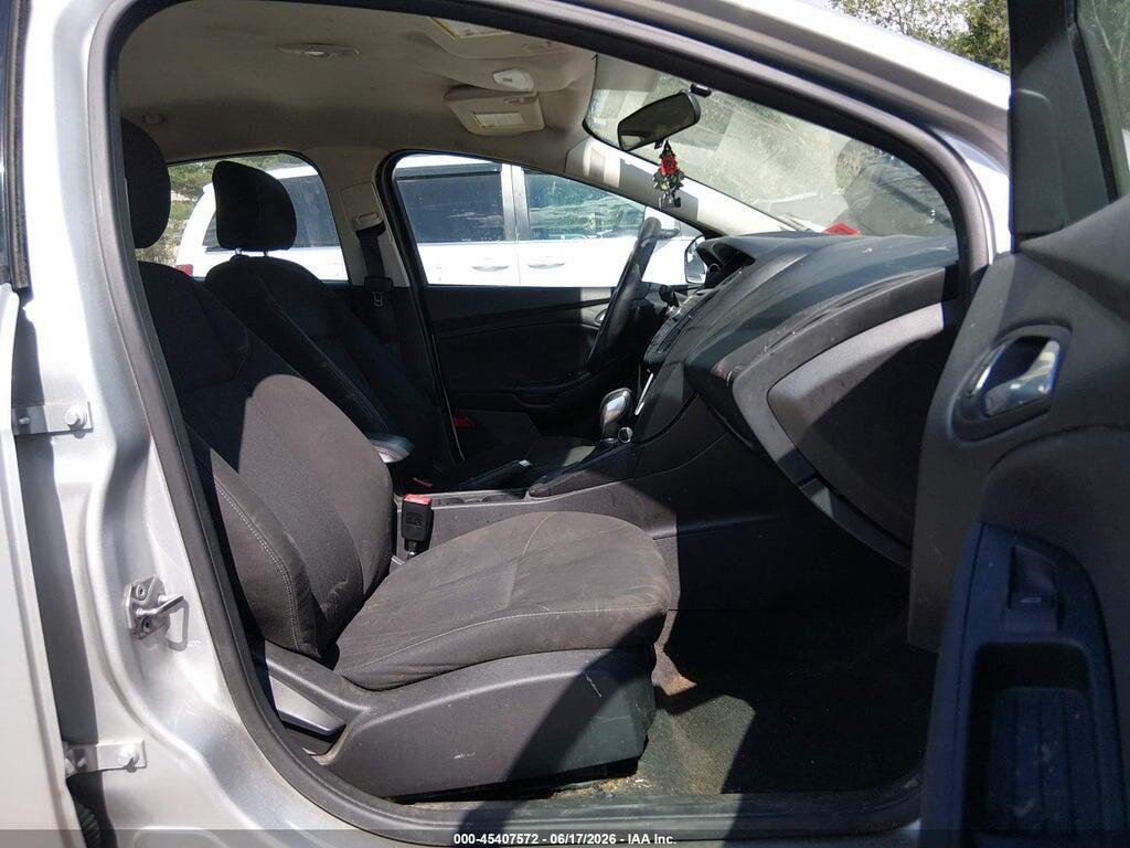 1FADP3F2XGL235995 2016 FORD FOCUS photo no. 5