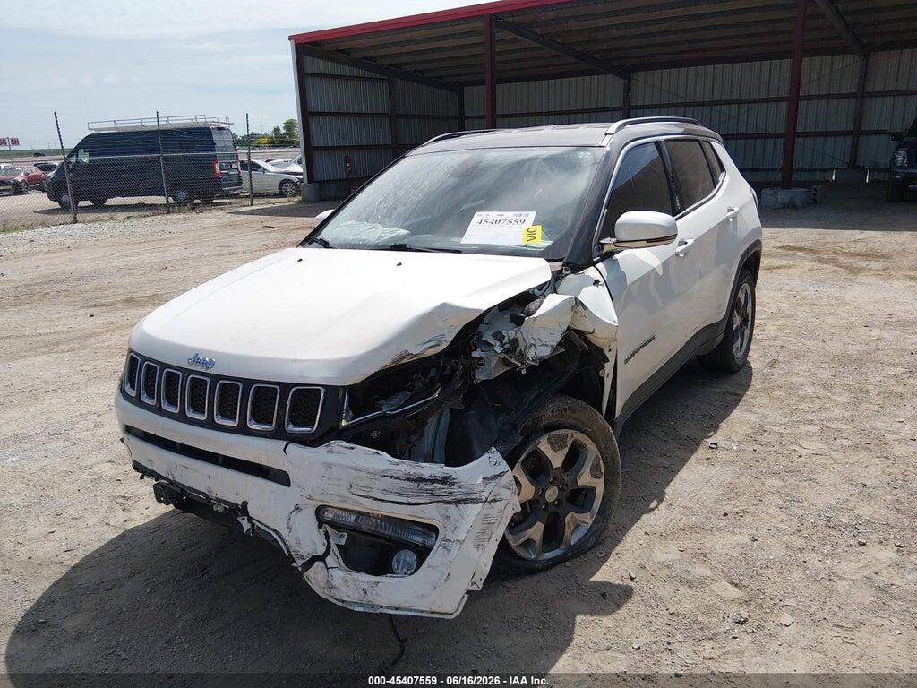 3C4NJDCB8JT179447 2018 JEEP COMPASS photo no. 2