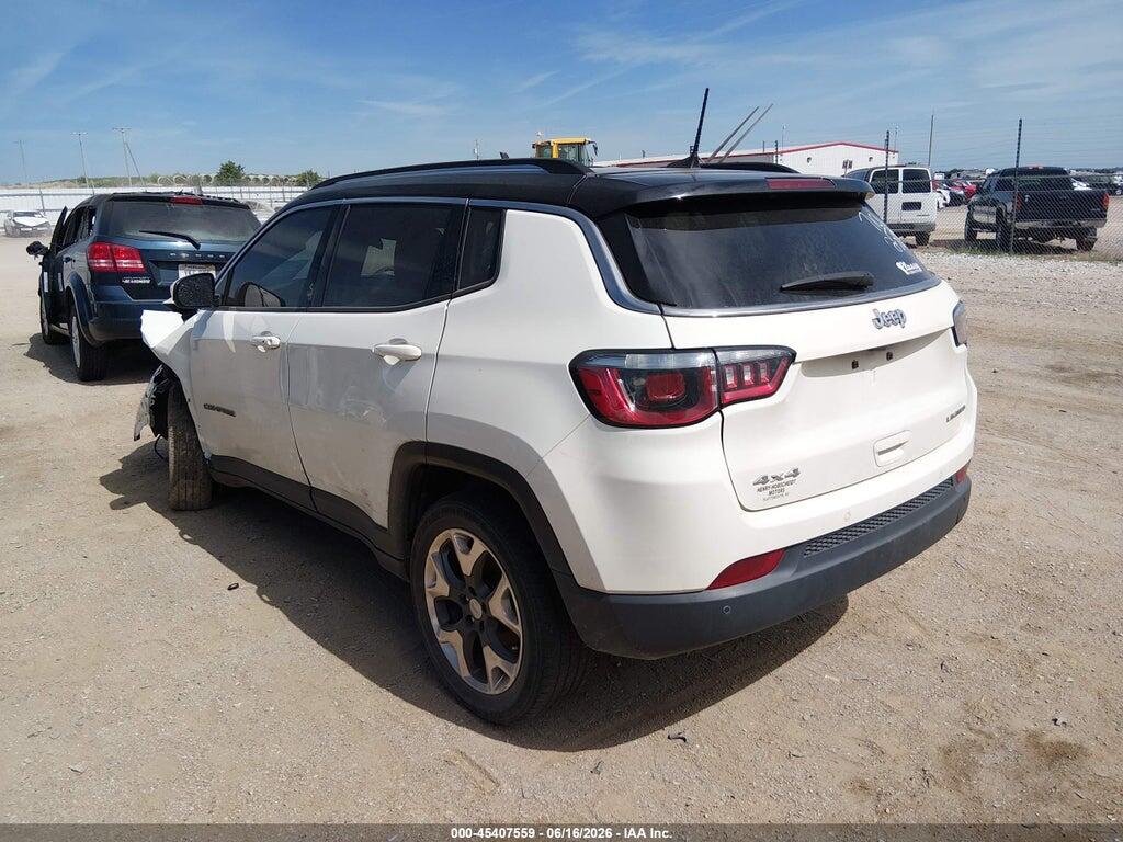 3C4NJDCB8JT179447 2018 JEEP COMPASS photo no. 3