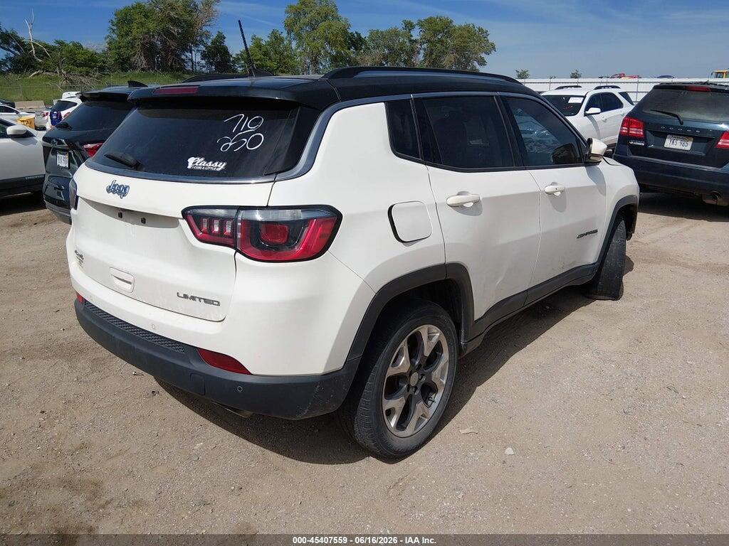 3C4NJDCB8JT179447 2018 JEEP COMPASS photo no. 4