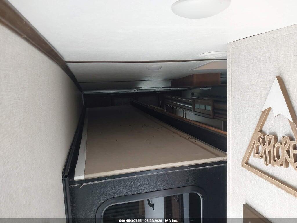 4YDF36828K2503385 2019 KEYSTONE RV OTHER photo no. 8