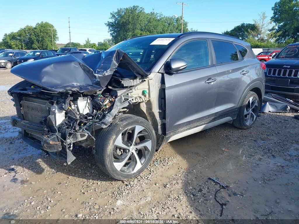 KM8J3CA24JU754750 2018 HYUNDAI TUCSON photo no. 2