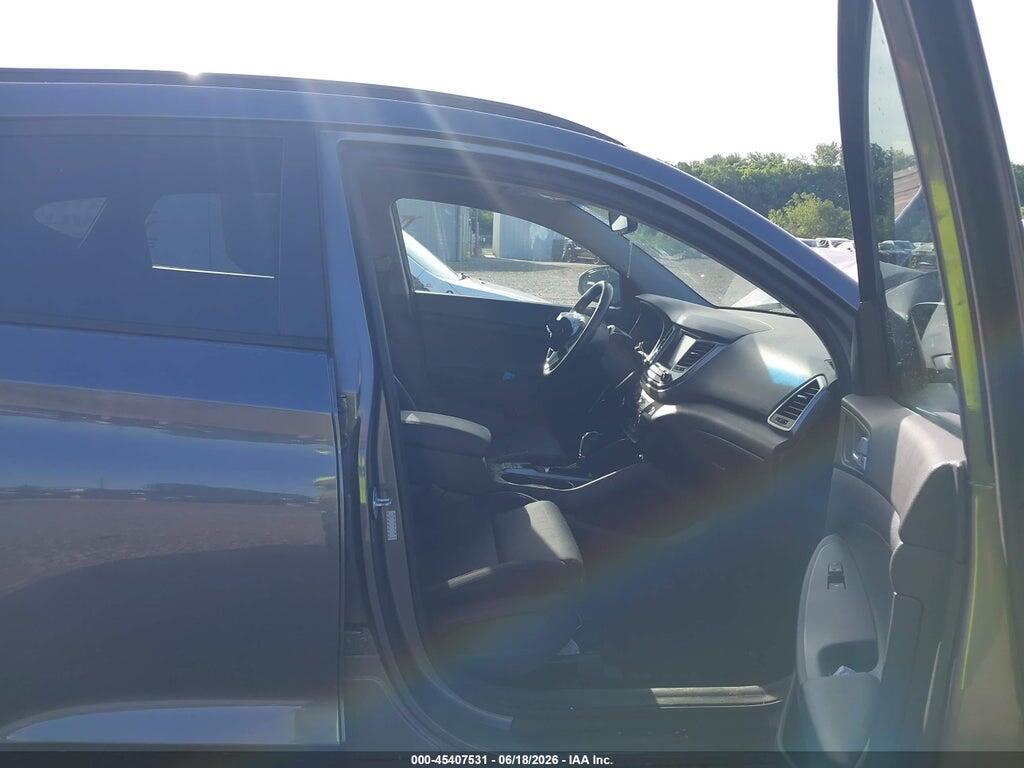 KM8J3CA24JU754750 2018 HYUNDAI TUCSON photo no. 5