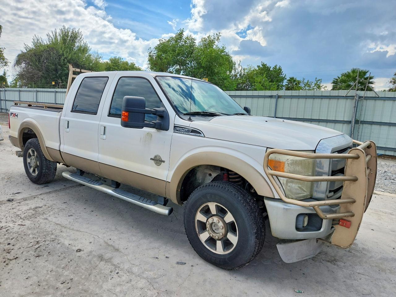 2011 FORD F250 SUPER DUTY — Фото 4 из 12